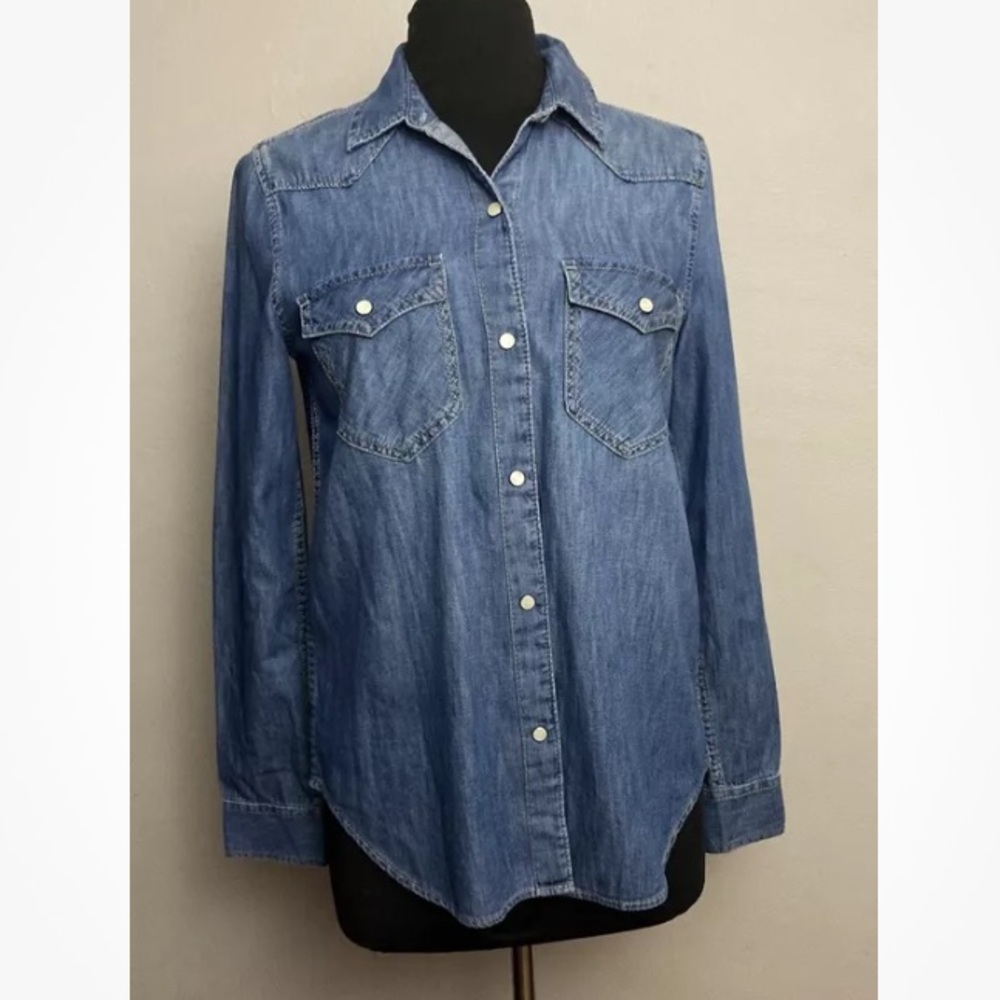 6-7 GAP Western Shirt Denim Blue Chambray Snap Button Down Top Small